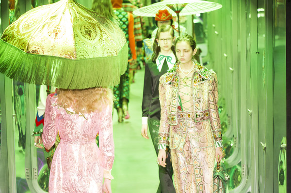 Коллекция Gucci осень 2017 зима 2018