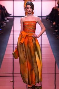 Париж, Неделя высокой моды, показ коллекции Giorgio Armani весна-лето 2017