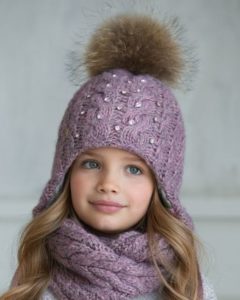 Виды модных и теплых зимних детских шапок